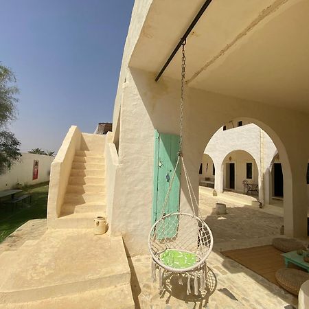 Dar Oueghlani - Maison D'Hotes El Mây エクステリア 写真