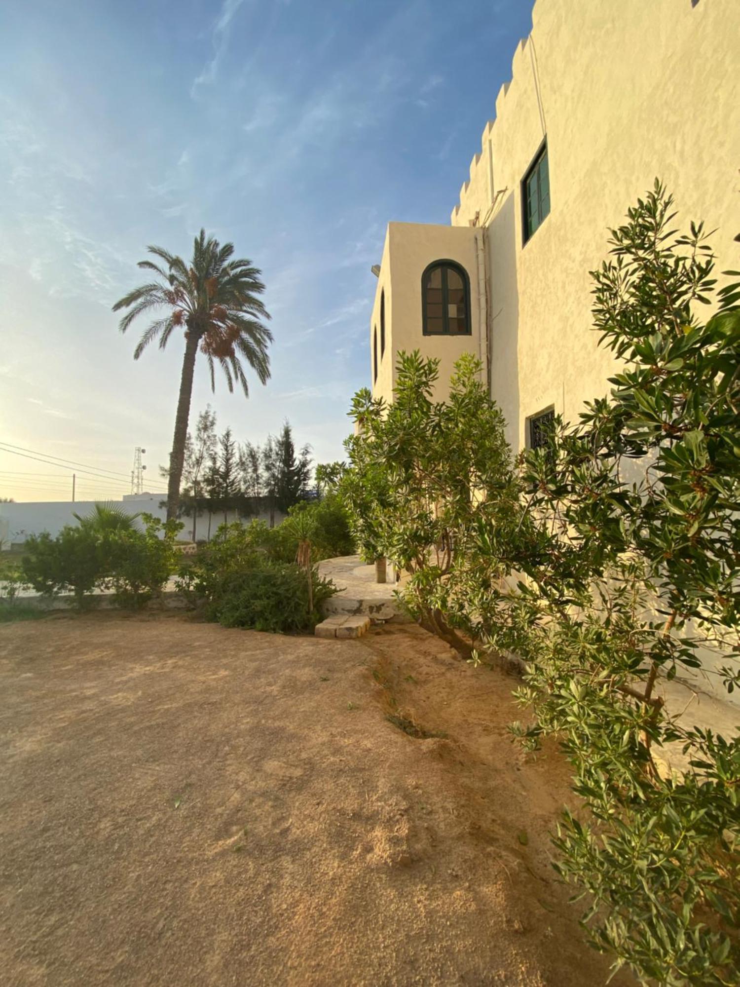 Dar Oueghlani - Maison D'Hotes El Mây エクステリア 写真