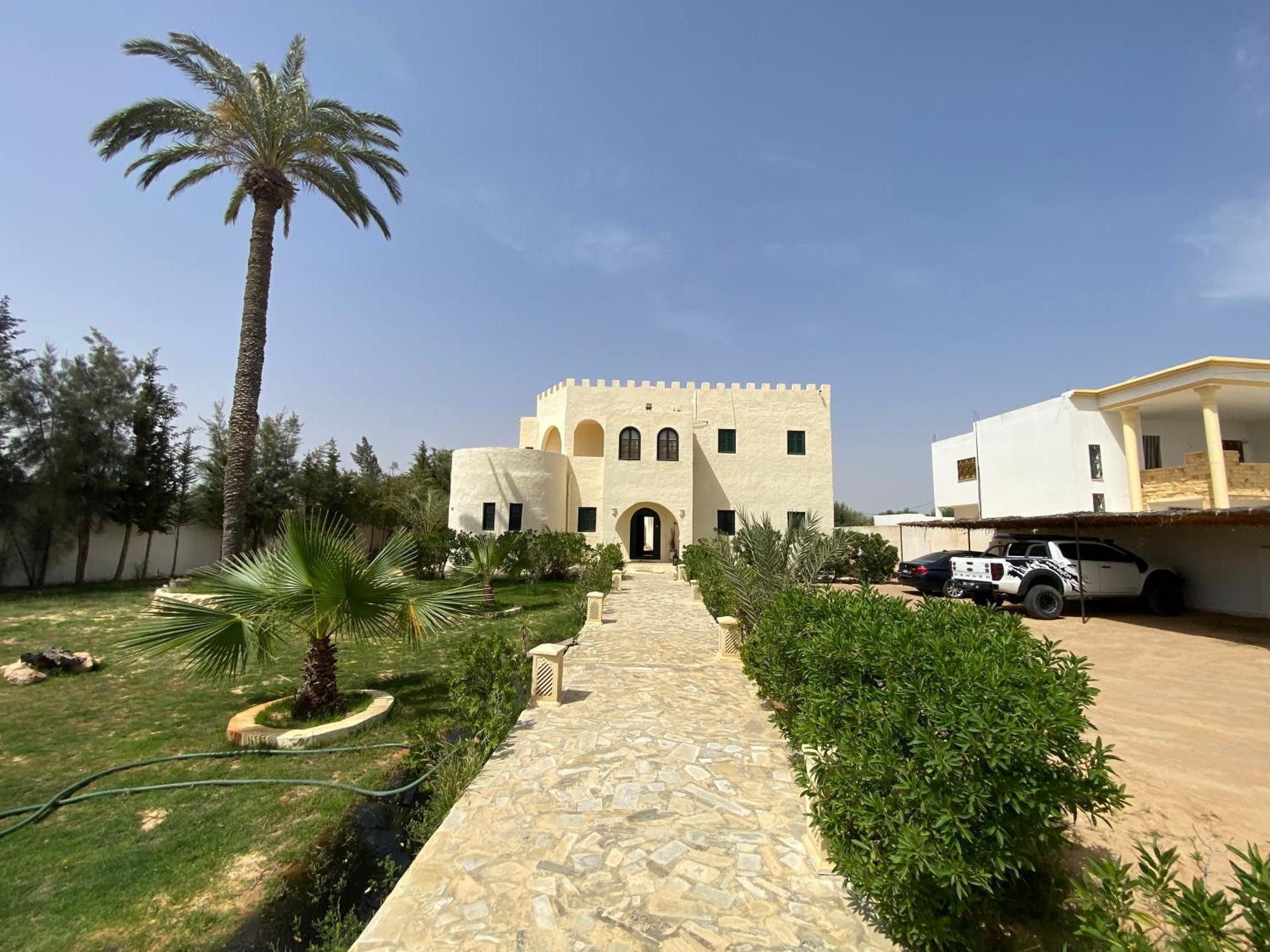 Dar Oueghlani - Maison D'Hotes El Mây エクステリア 写真